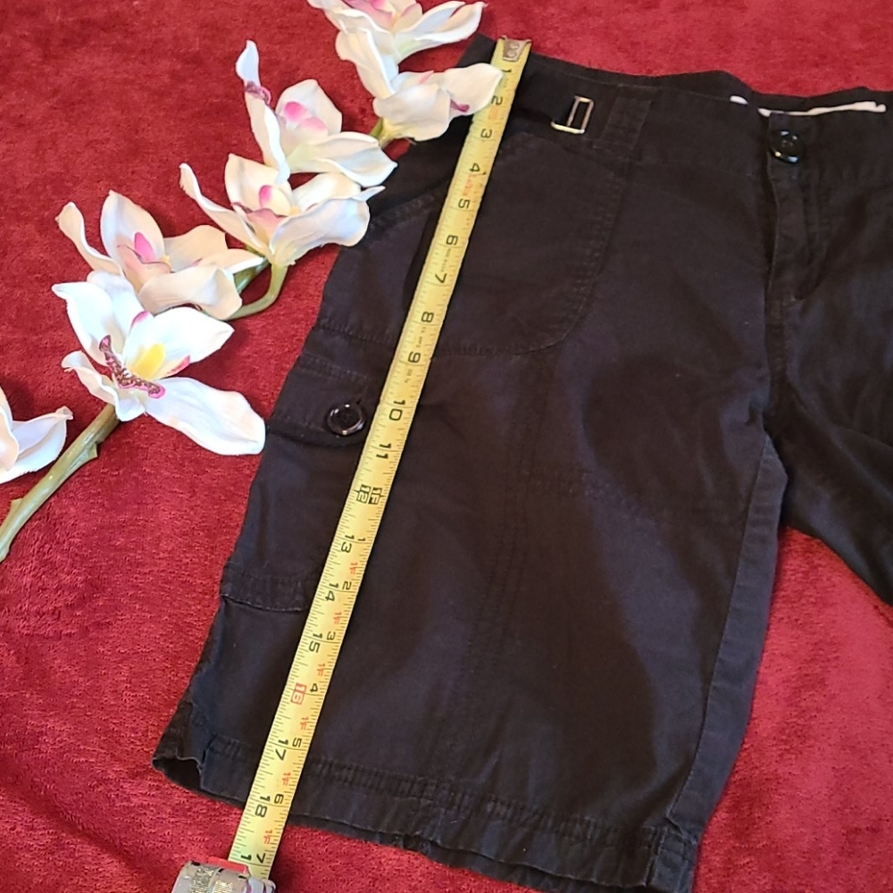 Fashion Exit Cargo Shorts - Picture 14 of 14